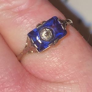 Art Deco Diamond and White Gold Filigree Ring